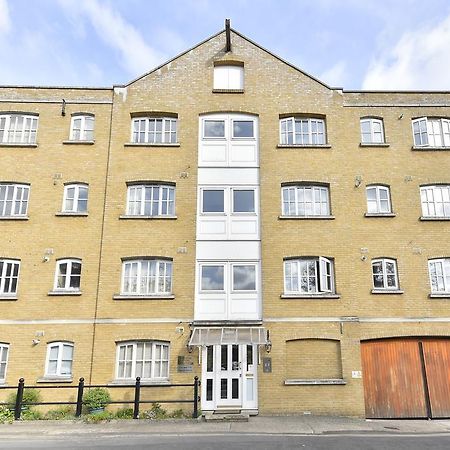 Apartamento Beautiful Flat With Terrace Londres Exterior foto