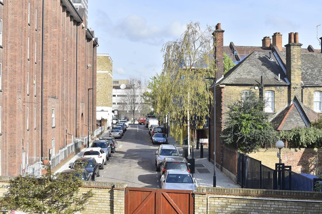 Apartamento Beautiful Flat With Terrace Londres Exterior foto
